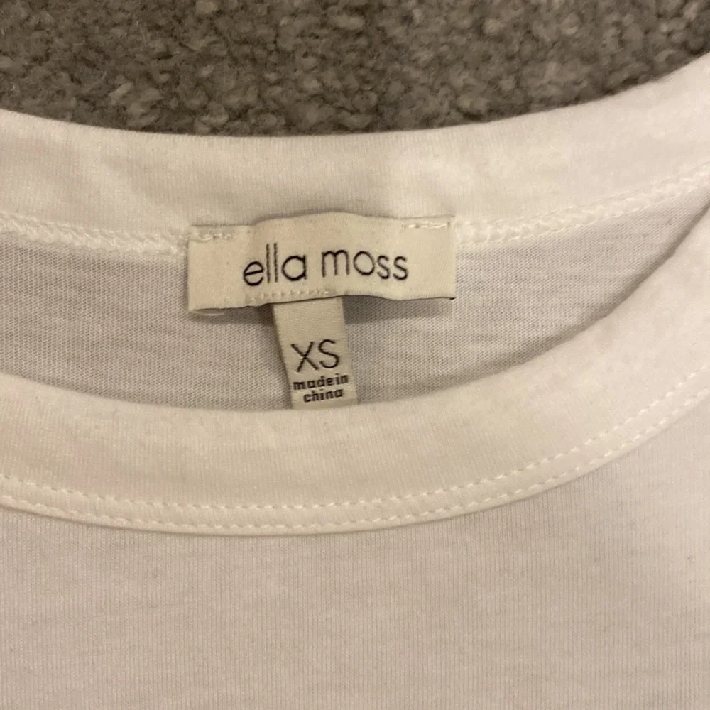 Ella moss white puff sleeve crew neck shirt - Picture 2 of 3